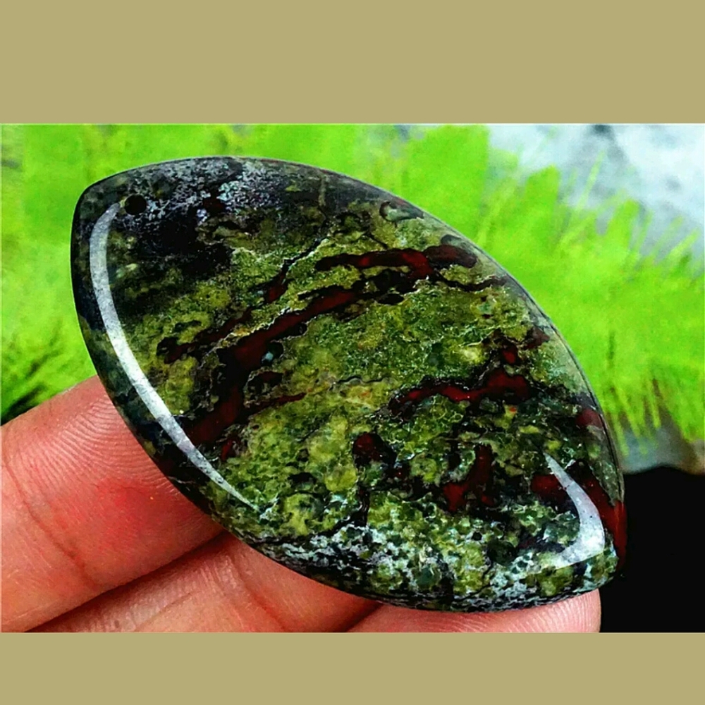 🐉 blood stone pendent healing neckla… - Picture 3 of 3